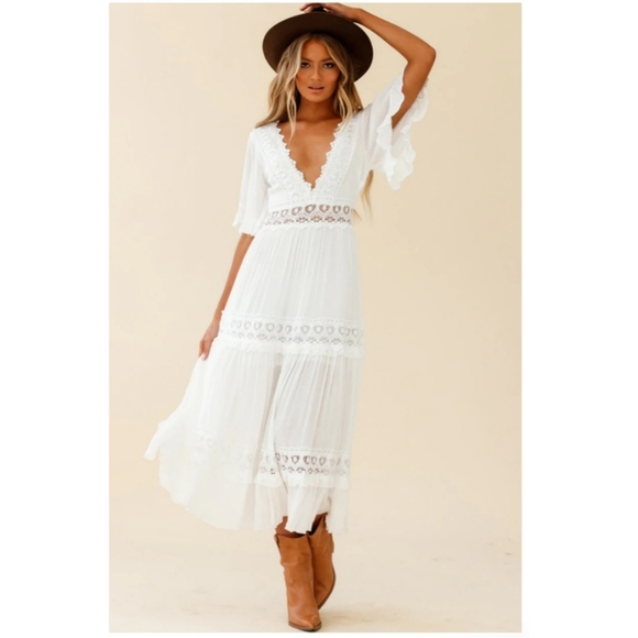 Selfie Leslie Dresses & Skirts - Selfie Leslie INDIO CROCHET INSERT DEEP V-NECKLINE ANGEL SLEEVE MAXI DRESS WHITE